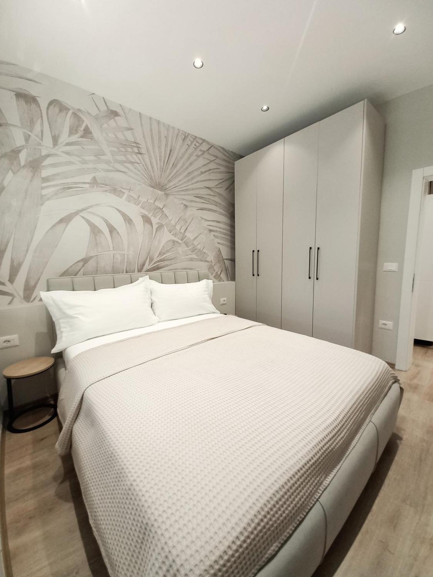 Goat Apartments Tirana Zewnętrze zdjęcie